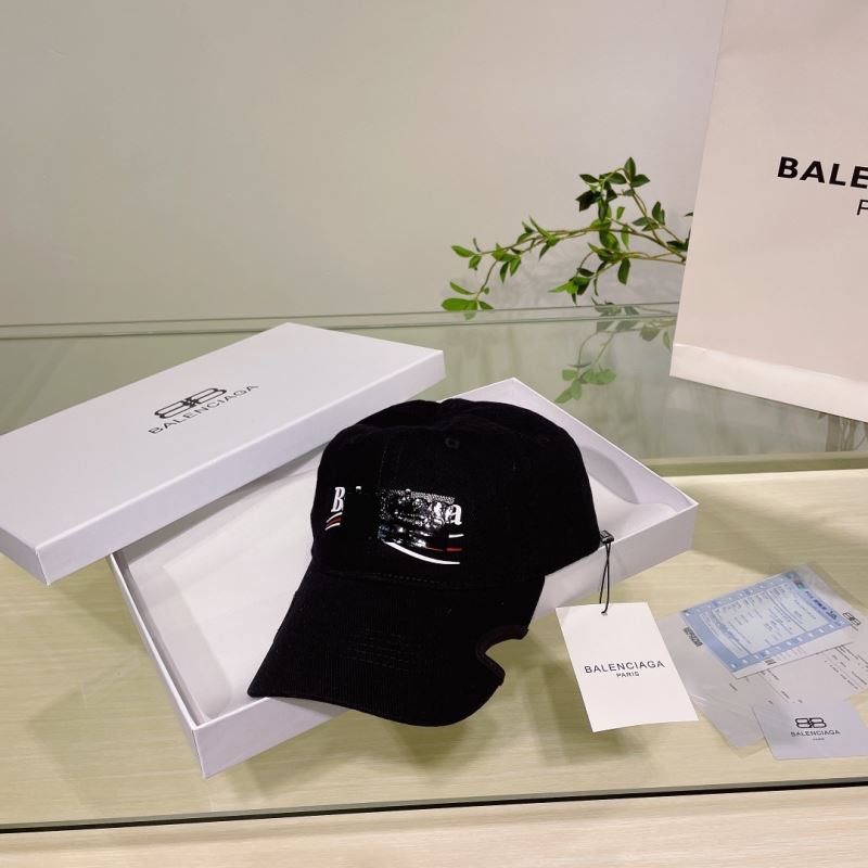 BALENCIAGA